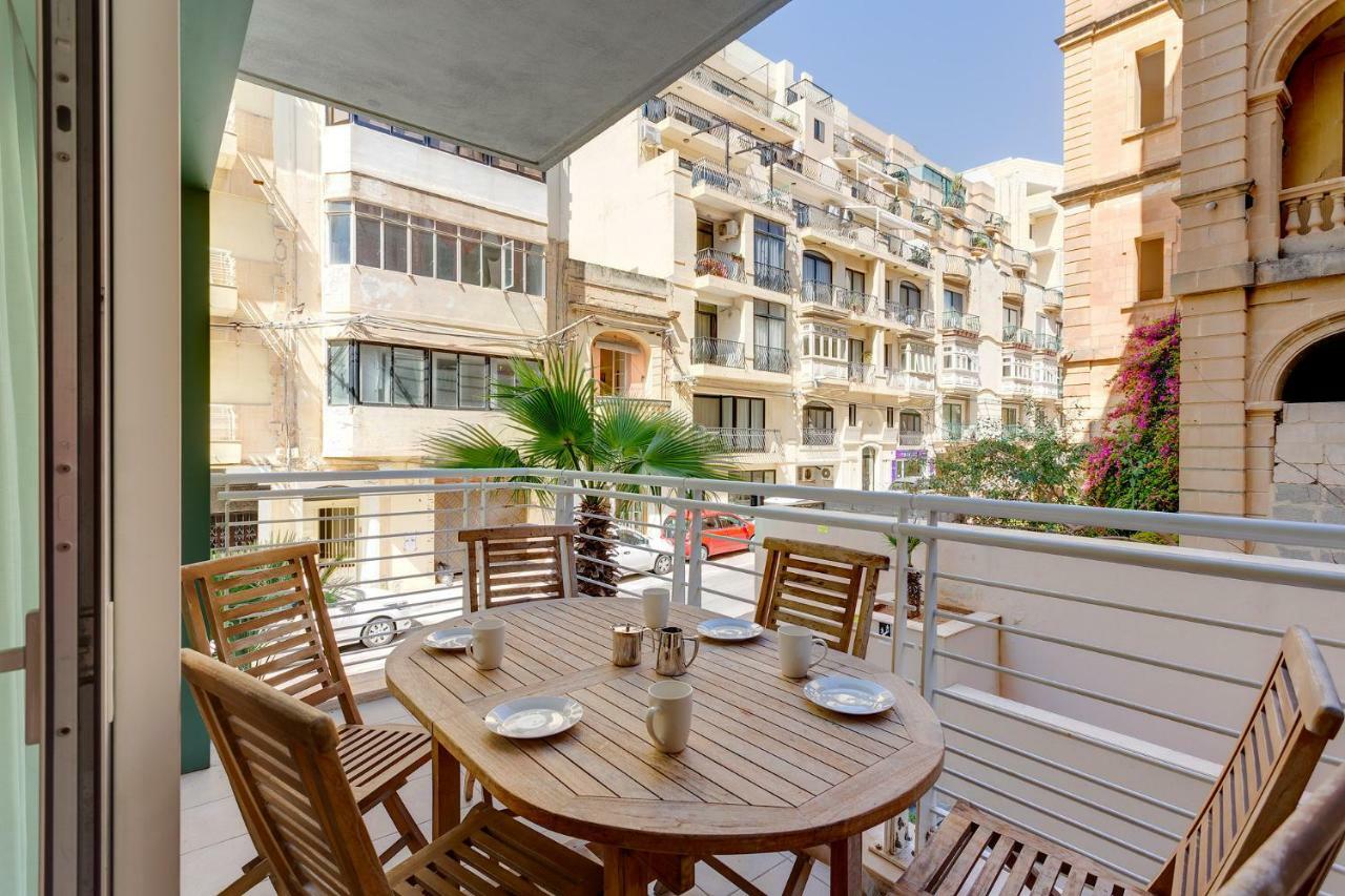Apartment In Fort Cambridge With Pool Σλιέμα Εξωτερικό φωτογραφία